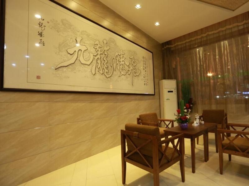 โรงแรมกรีนทรี อะไลแอนซ์ กวางตุ้ง เฉาโจว จินหลง บิลดิ้ง ภายนอก รูปภาพ